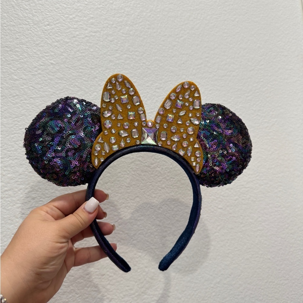 NEW Walt Disney World 50th Anniversary Ears - Picture 2 of 4